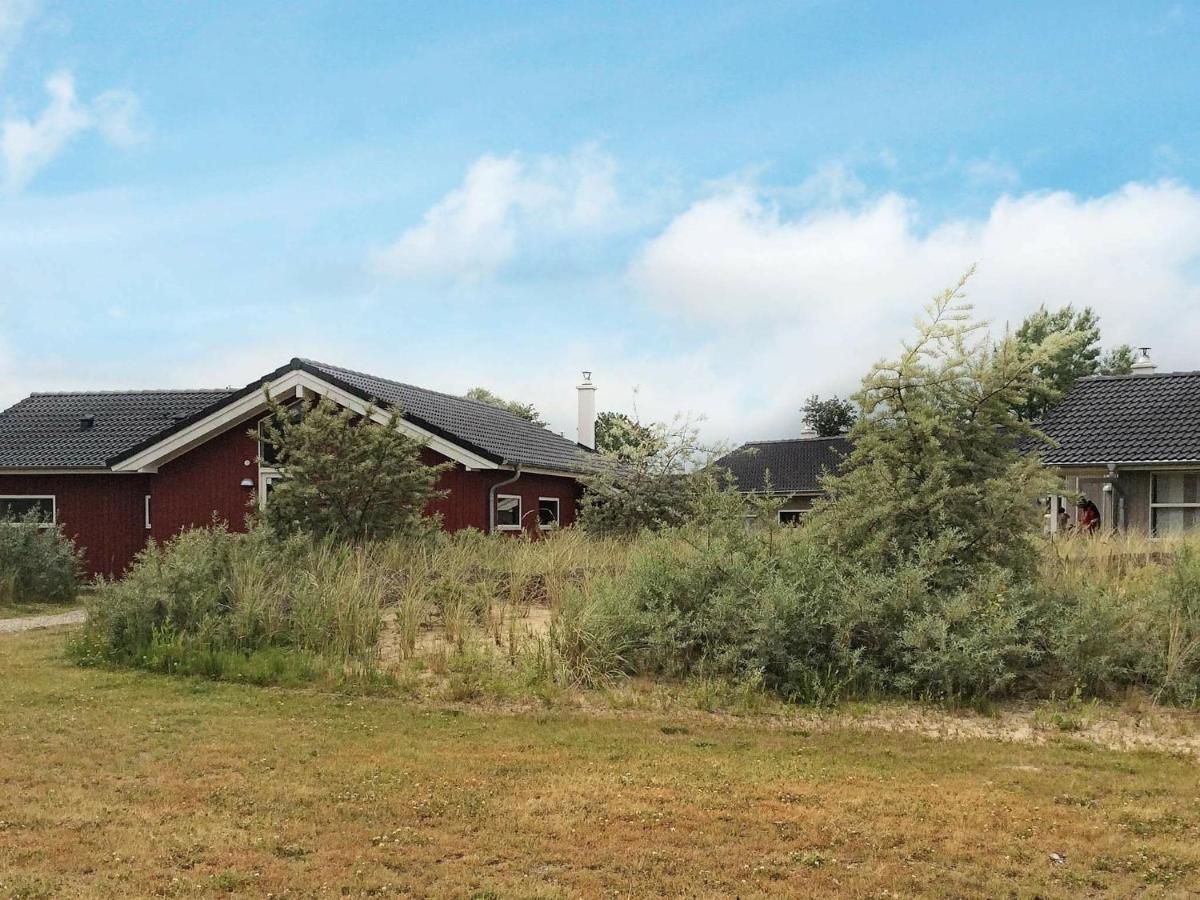 Three-Bedroom Holiday Home In Grossenbrode 1 Экстерьер фото