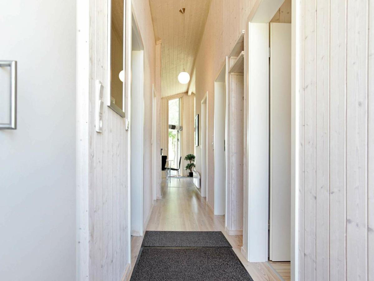 Three-Bedroom Holiday Home In Grossenbrode 1 Экстерьер фото
